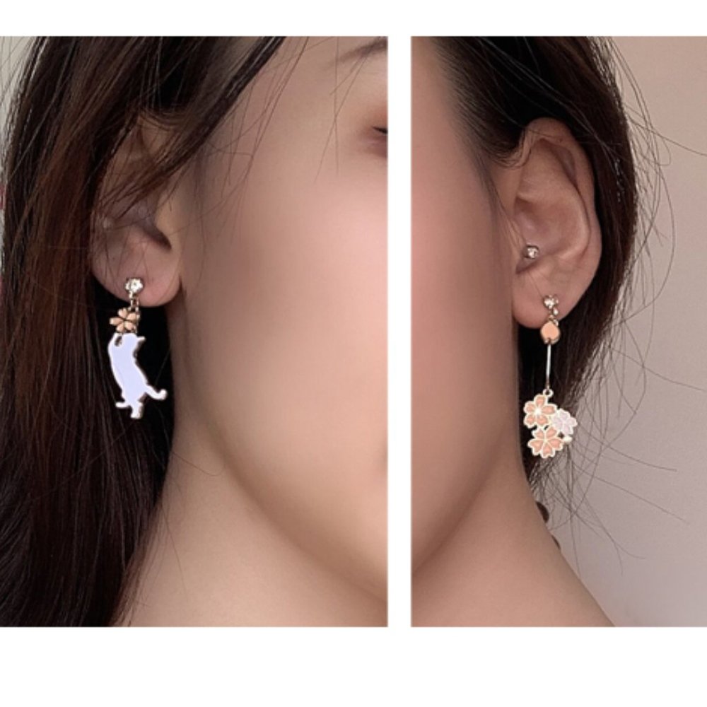 💙Kitty Cat Sakura Flower Drop Earrings - Picture 3 of 10